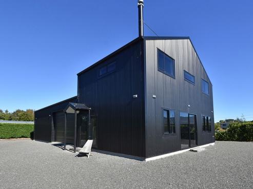 193 Dunns Road, Otatara