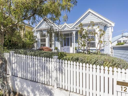 12 Somerset Avenue, Newtown