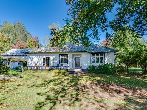 831 State Highway 2, Otane