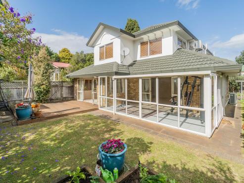 15 Ambury Avenue, Royal Oak