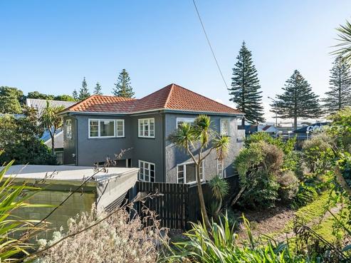 147 Muritai Road, Eastbourne