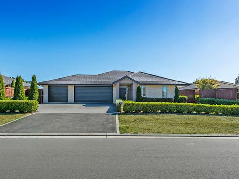16 Rossall Crescent, Rolleston