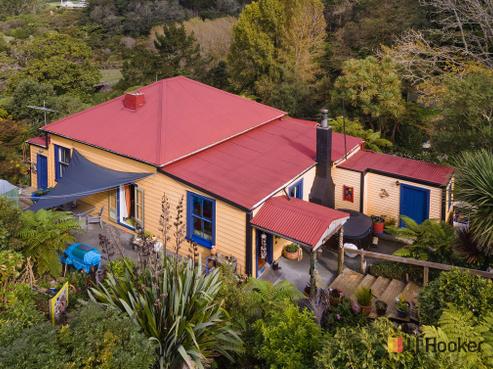 14 Banks Lane, Waikino