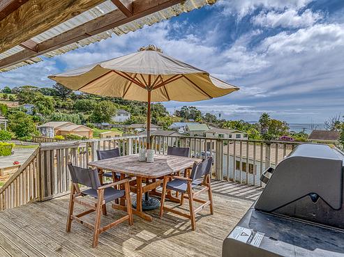 2 Thompson Place, Cable Bay