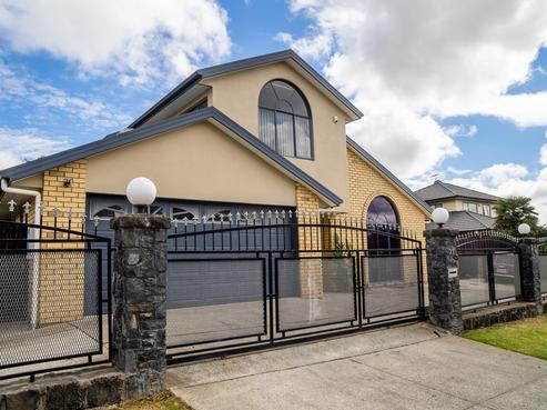 37 Peninsula Road, Mangere