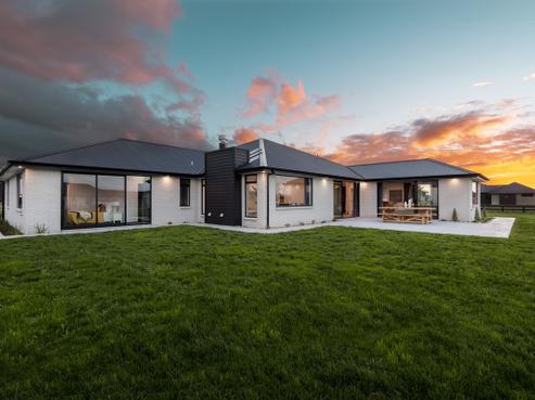 85 Sunline Drive, Cambridge