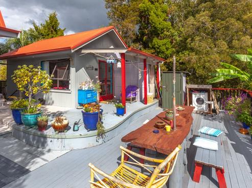 9 Rees Avenue, Cooks Beach