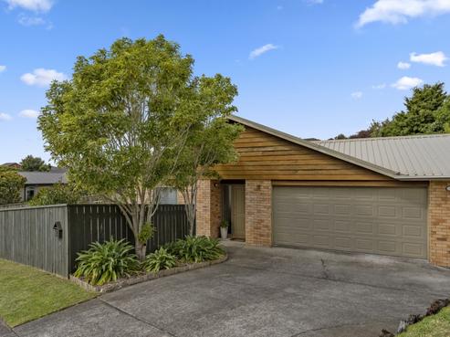 14 Maple Crescent, Whalers Gate
