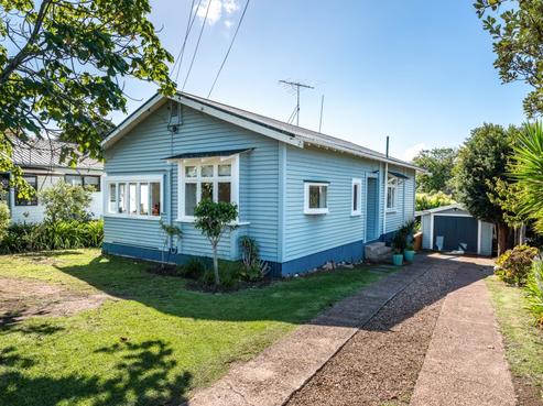 5 Shelly Beach Road, Surfdale