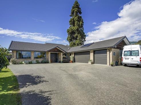 52 Covent Drive, Stoke