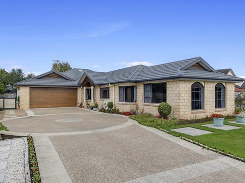 7 Blairgowrie Place, Rototuna North