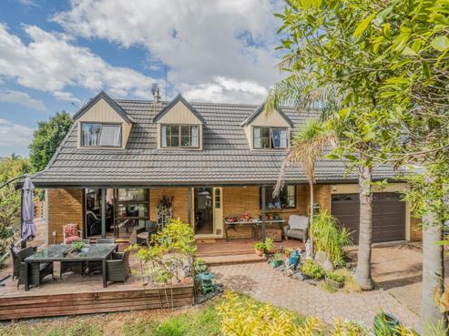 9 Julia Way, Beachlands