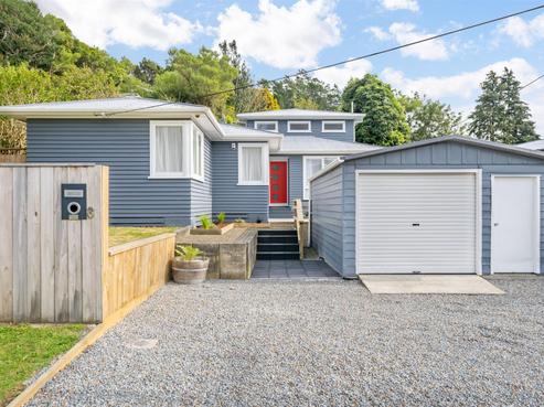 8 Sunny Grove, Wainuiomata