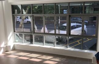 Retail/Office in the Viaduct