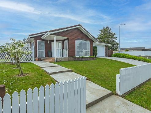 67 Pacific Drive, Fitzherbert