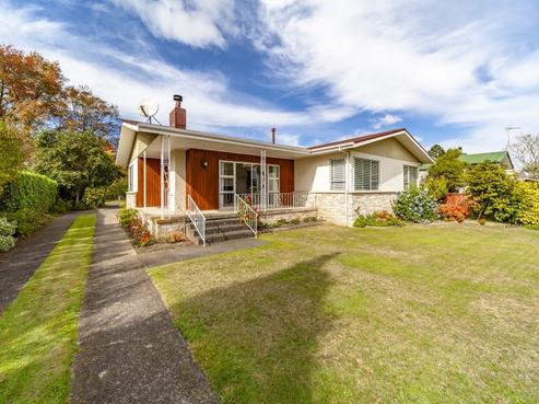 7 Limbrick Street, Waipawa