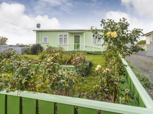 10 Gordon Crescent, Marton