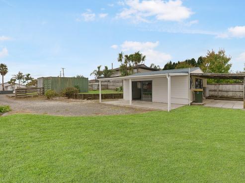42 Karaka Road, Beachlands