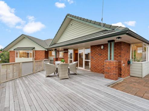 11 Araminta Place, Beachlands