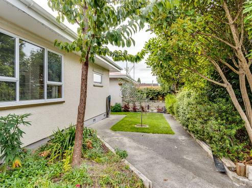 1/46 Puketapu Road, Taradale