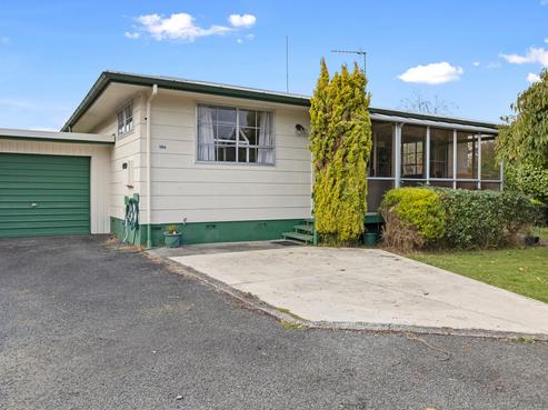 16B Lansdowne Crescent, Glenview
