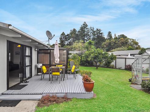102B Waverley Place, Whangamata