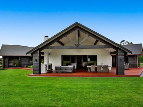 325 Durham Road Upper, Inglewood