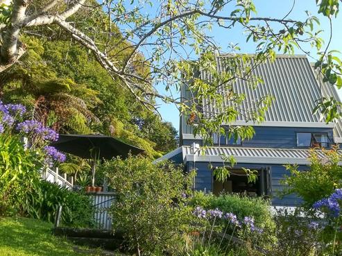 119 Regent Heights, Thames