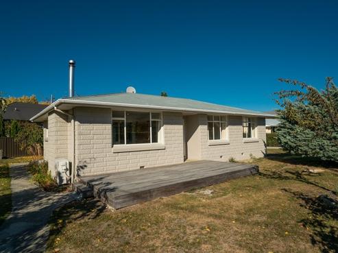 2 Pyke Street, Clyde