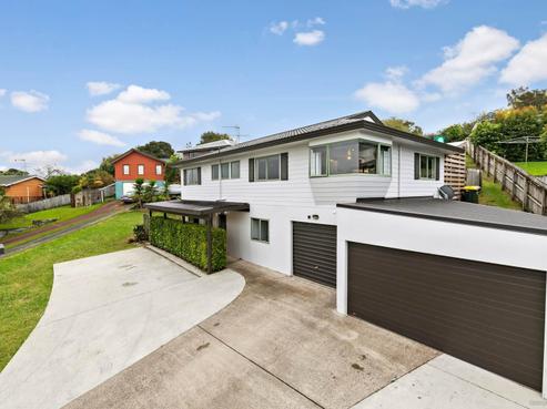 19 Springtime Crescent, Stanmore Bay