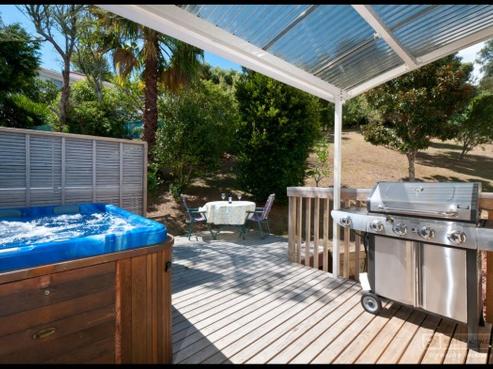 102 Stapleford Crescent, Browns Bay
