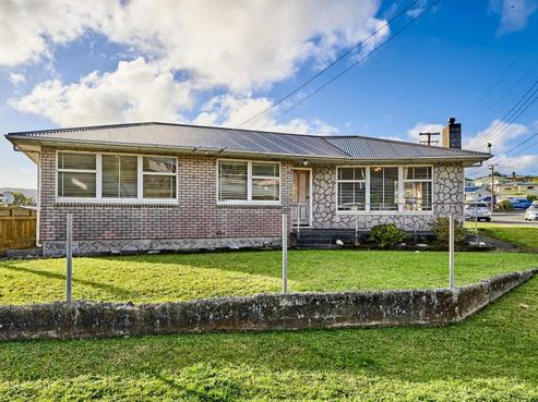 1 Cara Crescent, Paparangi