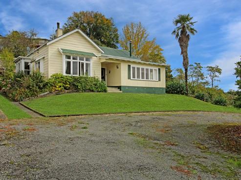 11 Swan Street, Taihape and Surrounds