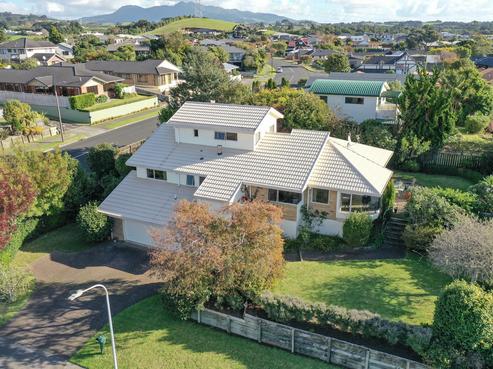 1 Maple Crescent, Whalers Gate