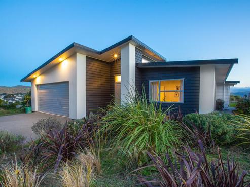 4 Tutoko Place, Aotea