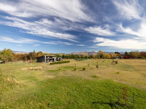 10 Lachlan Avenue, Hawea Flat