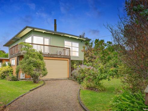 13 Rock Isle Road, Torbay