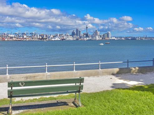 11/16 Queens Parade, Devonport