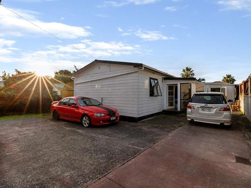 3/668 Whangaparaoa Road, Stanmore Bay