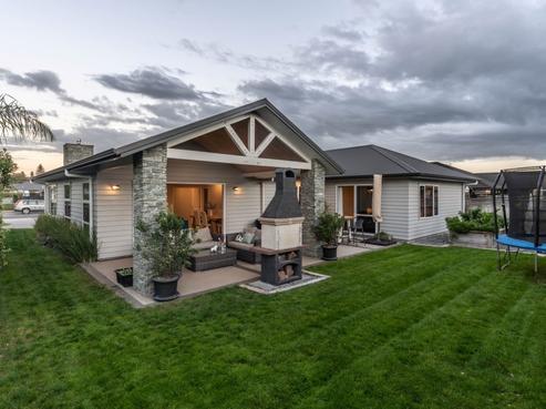 45 West Thompson Street, Leamington