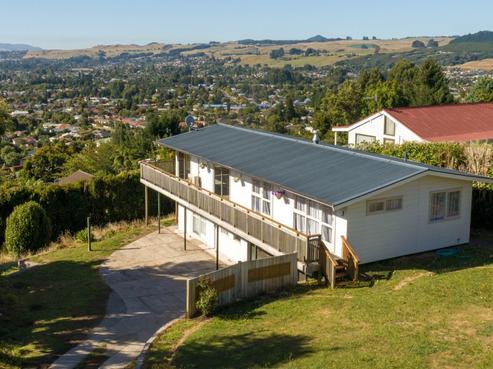 25 Russell Crescent, Western Heights
