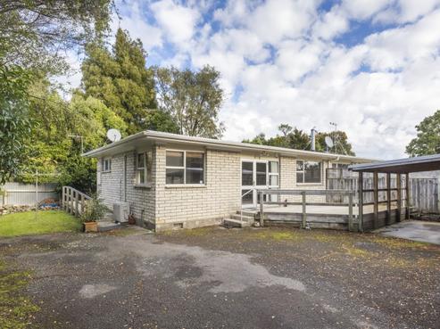 18A Moerangi Street, West End