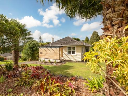 28 South Lynn Road, Titirangi