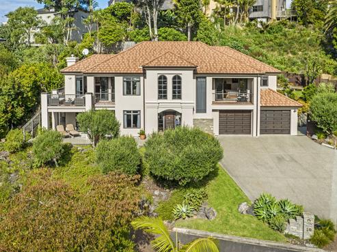 10 Adelie Place, Murrays Bay