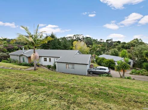 39A Cedar Terrace, Stanmore Bay