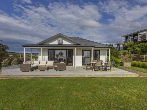 21 Laly Haddon Place, Matakana