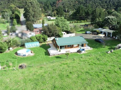 1209 Whangapoua Road, Whangapoua