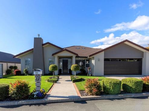 9 Concordia Drive, Richmond