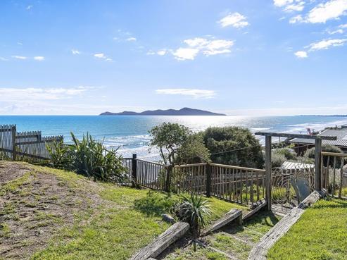 20 The Parade, Paekakariki
