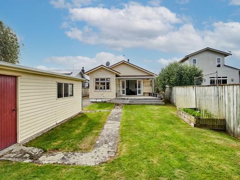 110 Knights Road, Central Hutt
